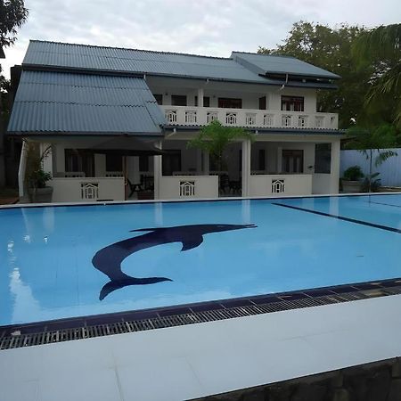 5000 m² dengan 7 kamar tidur dan 7 kamar mandi pribadi di Yala Tissamaharama Hotel Bagian luar foto